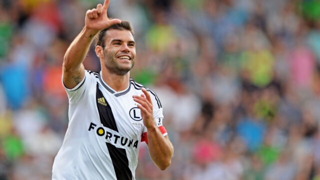 Nemanja Nikolic (Chicago Fire)